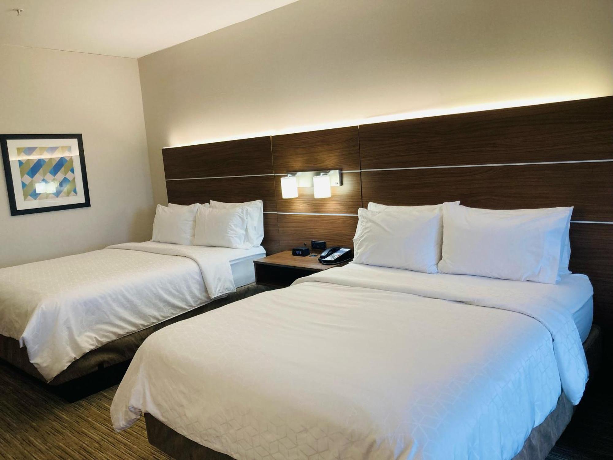 Holiday Inn Express Hotel & Suites Abilene Mall South By Ihg Exterior foto