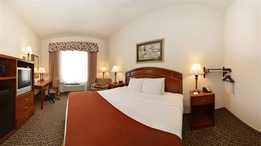 Holiday Inn Express Hotel & Suites Abilene Mall South By Ihg Exterior foto